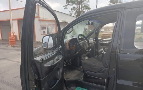 Hyundai H-1 II рестайлинг, 2001 год, 850 000 рублей, 4 фотография