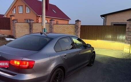 Volkswagen Jetta VI, 2014 год, 980 000 рублей, 5 фотография