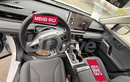 Toyota RAV4, 2026 год, 4 683 000 рублей, 16 фотография