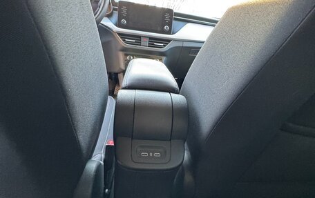 Skoda Rapid II, 2021 год, 1 900 000 рублей, 6 фотография