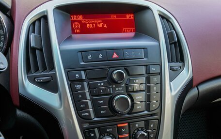 Opel Astra J, 2013 год, 990 000 рублей, 11 фотография