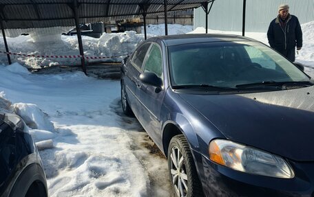 Dodge Stratus II, 2001 год, 130 000 рублей, 3 фотография