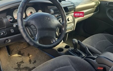 Dodge Stratus II, 2001 год, 130 000 рублей, 4 фотография