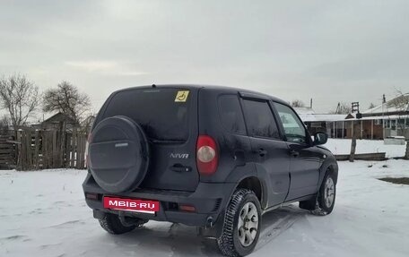 Chevrolet Niva I рестайлинг, 2017 год, 715 000 рублей, 4 фотография