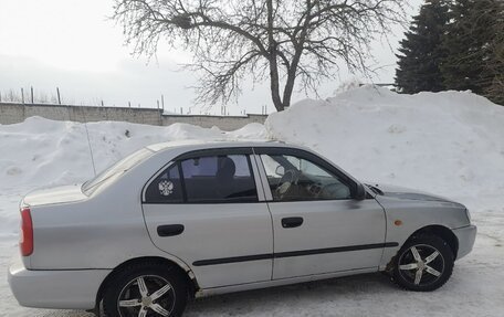 Hyundai Accent II, 2004 год, 330 000 рублей, 3 фотография