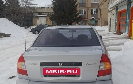 Hyundai Accent II, 2004 год, 330 000 рублей, 2 фотография