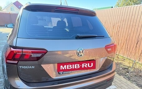 Volkswagen Tiguan II, 2019 год, 2 550 000 рублей, 2 фотография
