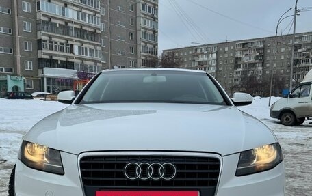 Audi A4, 2011 год, 1 050 000 рублей, 2 фотография