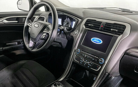 Ford Fusion (North America) II, 2017 год, 1 195 000 рублей, 9 фотография