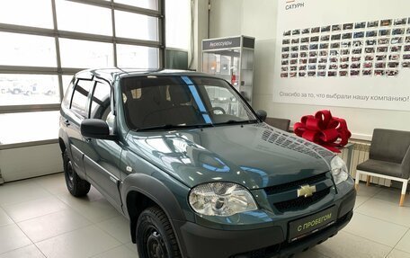 Chevrolet Niva I рестайлинг, 2015 год, 650 000 рублей, 3 фотография