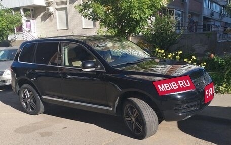 Volkswagen Touareg III, 2004 год, 600 000 рублей, 12 фотография