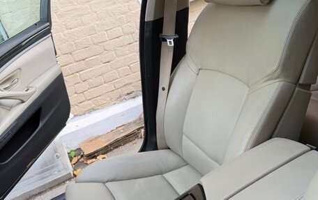 BMW 5 серия, 2011 год, 1 800 000 рублей, 9 фотография