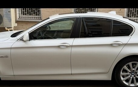 BMW 5 серия, 2011 год, 1 800 000 рублей, 12 фотография