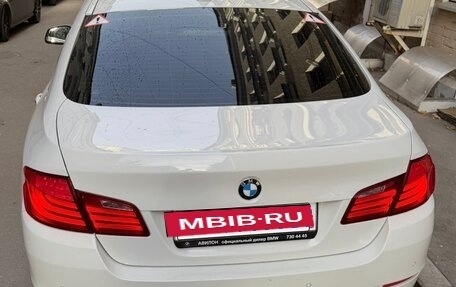 BMW 5 серия, 2011 год, 1 800 000 рублей, 14 фотография