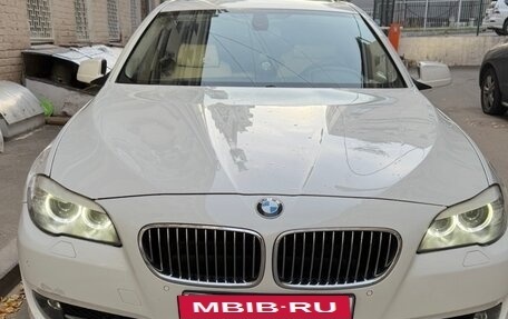 BMW 5 серия, 2011 год, 1 800 000 рублей, 18 фотография