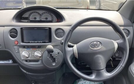 Toyota Sienta I, 2013 год, 1 155 000 рублей, 4 фотография