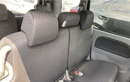 Toyota Sienta I, 2013 год, 1 155 000 рублей, 5 фотография