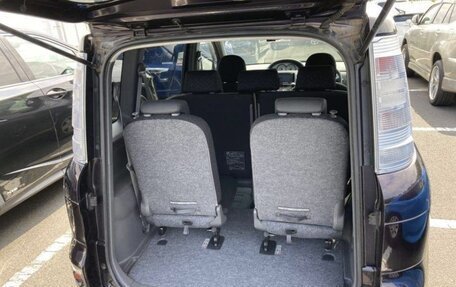 Toyota Sienta I, 2013 год, 1 155 000 рублей, 6 фотография