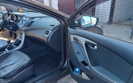 Hyundai Elantra V, 2015 год, 1 235 000 рублей, 10 фотография