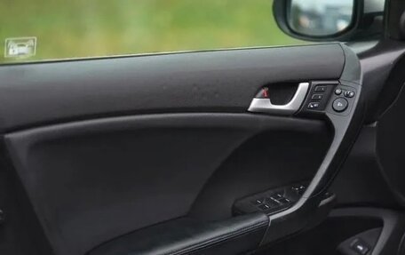 Honda Accord VIII рестайлинг, 2008 год, 1 050 000 рублей, 11 фотография