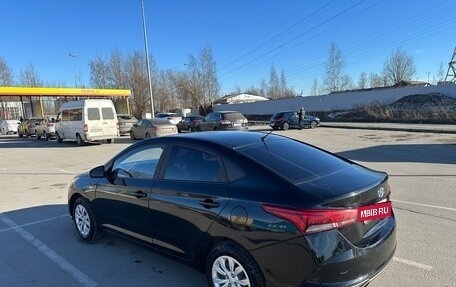 Hyundai Solaris II рестайлинг, 2018 год, 890 000 рублей, 2 фотография