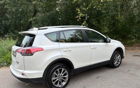 Toyota RAV4, 2015 год, 2 750 000 рублей, 9 фотография
