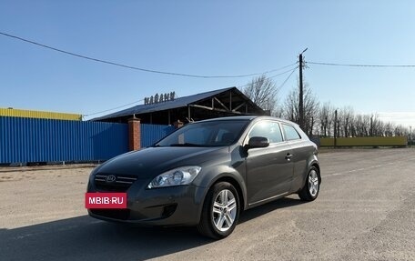 KIA cee'd I рестайлинг, 2010 год, 530 000 рублей, 2 фотография