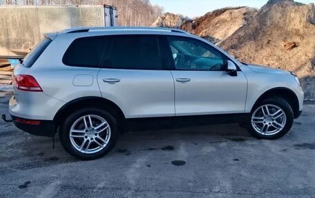 Volkswagen Touareg III, 2012 год, 2 000 000 рублей, 1 фотография