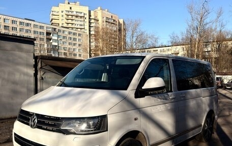 Volkswagen Multivan T5, 2012 год, 2 100 000 рублей, 1 фотография