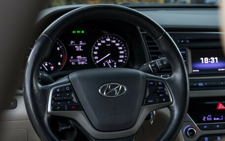 Hyundai Elantra VI рестайлинг, 2016 год, 1 449 000 рублей, 11 фотография