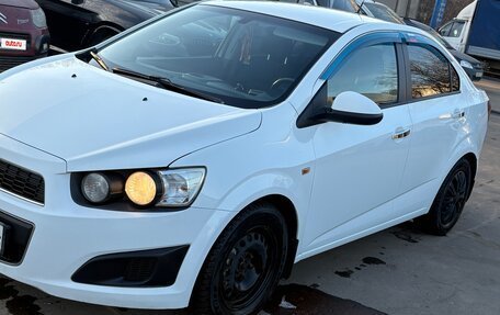 Chevrolet Aveo III, 2013 год, 800 000 рублей, 2 фотография