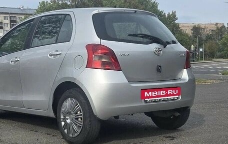 Toyota Yaris III рестайлинг, 2007 год, 359 000 рублей, 3 фотография