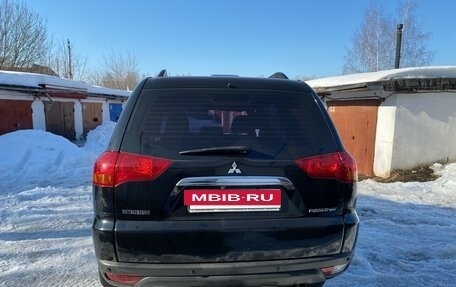 Mitsubishi Pajero Sport II рестайлинг, 2011 год, 1 850 000 рублей, 5 фотография