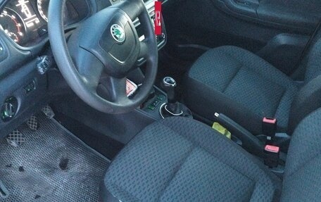 Skoda Roomster, 2013 год, 777 000 рублей, 3 фотография