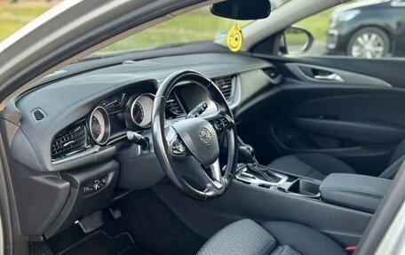 Opel Insignia II рестайлинг, 2018 год, 1 650 000 рублей, 13 фотография