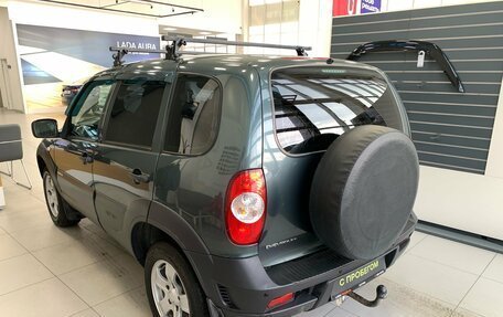 Chevrolet Niva I рестайлинг, 2018 год, 735 000 рублей, 9 фотография