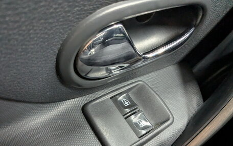 Renault Logan II, 2018 год, 1 020 000 рублей, 29 фотография