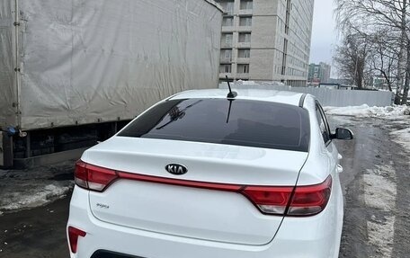 KIA Rio IV, 2017 год, 750 000 рублей, 3 фотография