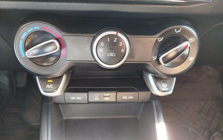 KIA Rio IV, 2018 год, 1 475 000 рублей, 21 фотография