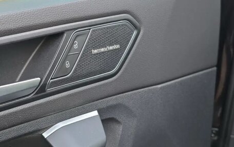 Volkswagen Tiguan II, 2020 год, 4 100 000 рублей, 6 фотография