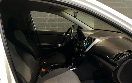 Hyundai Solaris II рестайлинг, 2014 год, 1 149 000 рублей, 10 фотография