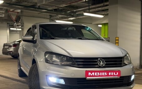 Volkswagen Polo VI (EU Market), 2017 год, 1 100 000 рублей, 2 фотография