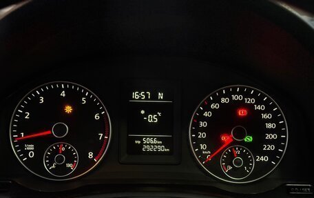 Volkswagen Jetta VI, 2010 год, 650 000 рублей, 11 фотография