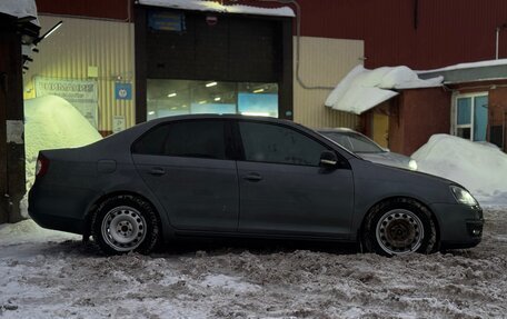 Volkswagen Jetta VI, 2010 год, 650 000 рублей, 10 фотография
