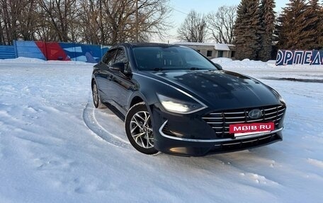 Hyundai Sonata VIII, 2021 год, 2 600 000 рублей, 9 фотография