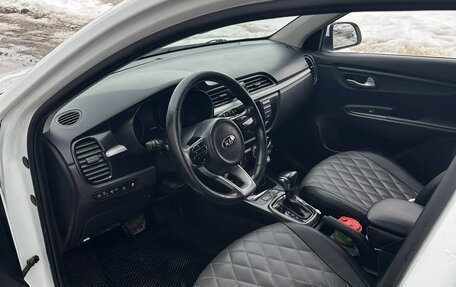 KIA Rio IV, 2017 год, 750 000 рублей, 3 фотография