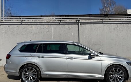 Volkswagen Passat B8 рестайлинг, 2017 год, 1 750 000 рублей, 3 фотография