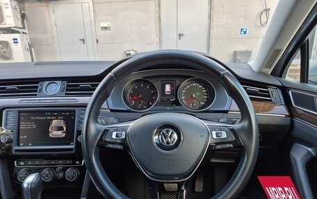 Volkswagen Passat B8 рестайлинг, 2017 год, 1 750 000 рублей, 10 фотография