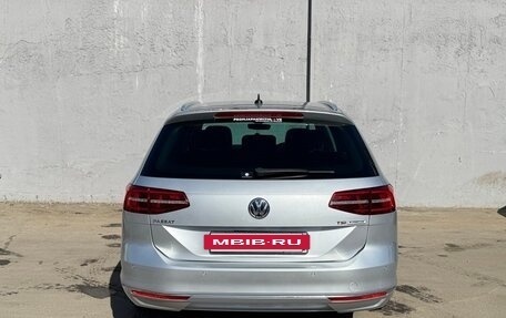 Volkswagen Passat B8 рестайлинг, 2017 год, 1 750 000 рублей, 8 фотография