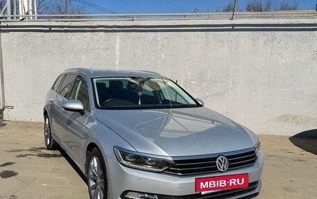 Volkswagen Passat B8 рестайлинг, 2017 год, 1 750 000 рублей, 5 фотография